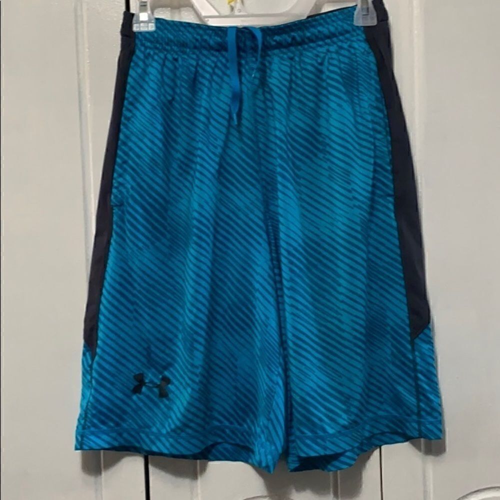 Under Armour Teal Print Loose Athletic Shirts S/M